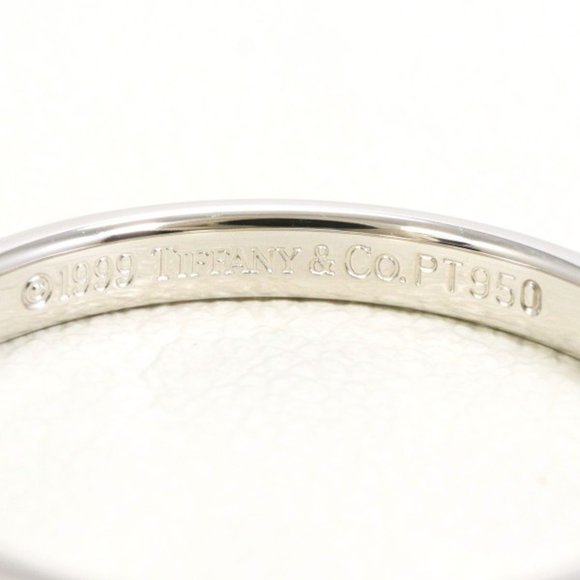 Tiffany PT950 ring with diamonds, total weight approximately 2.3g